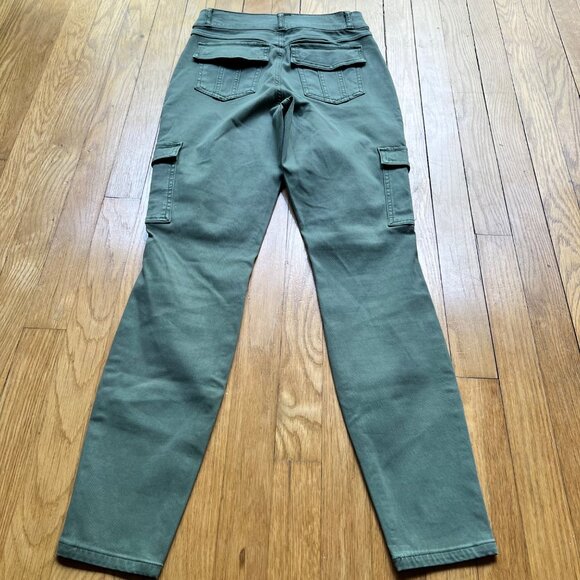 Spanx Size M Sage Green Cotton Rayon Blend Stretch Twill Ankle Cargo Pants - Picture 14 of 16